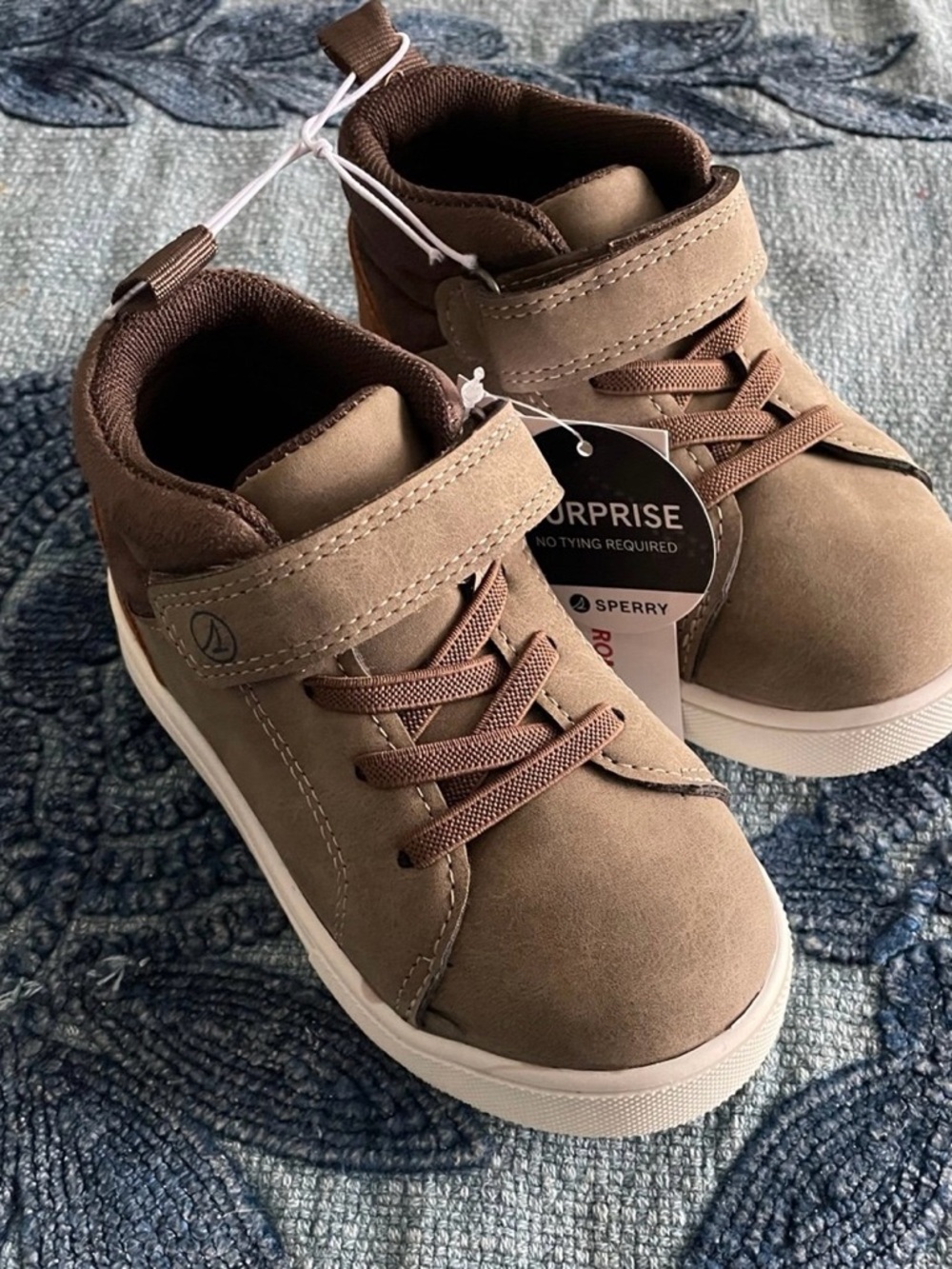 Sperry Kids High-Top Sneakers with Hook-and-Loop Strap || Tan/Brown || 9C
